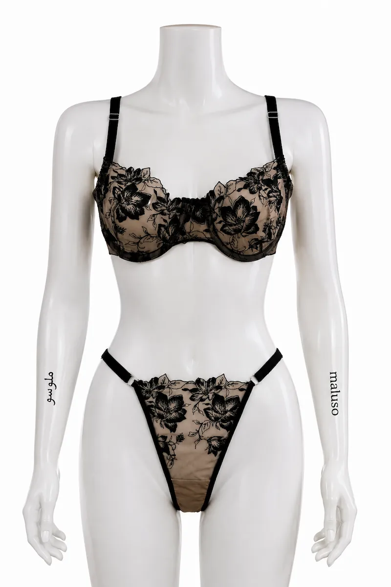 amizan-sheer-tulle-lingerie-set-black-734.webp ست شورت و سوتین شیشه ای تورگاز مشکی آمیرا کاپ C فنردار کد 734 - ملوسو